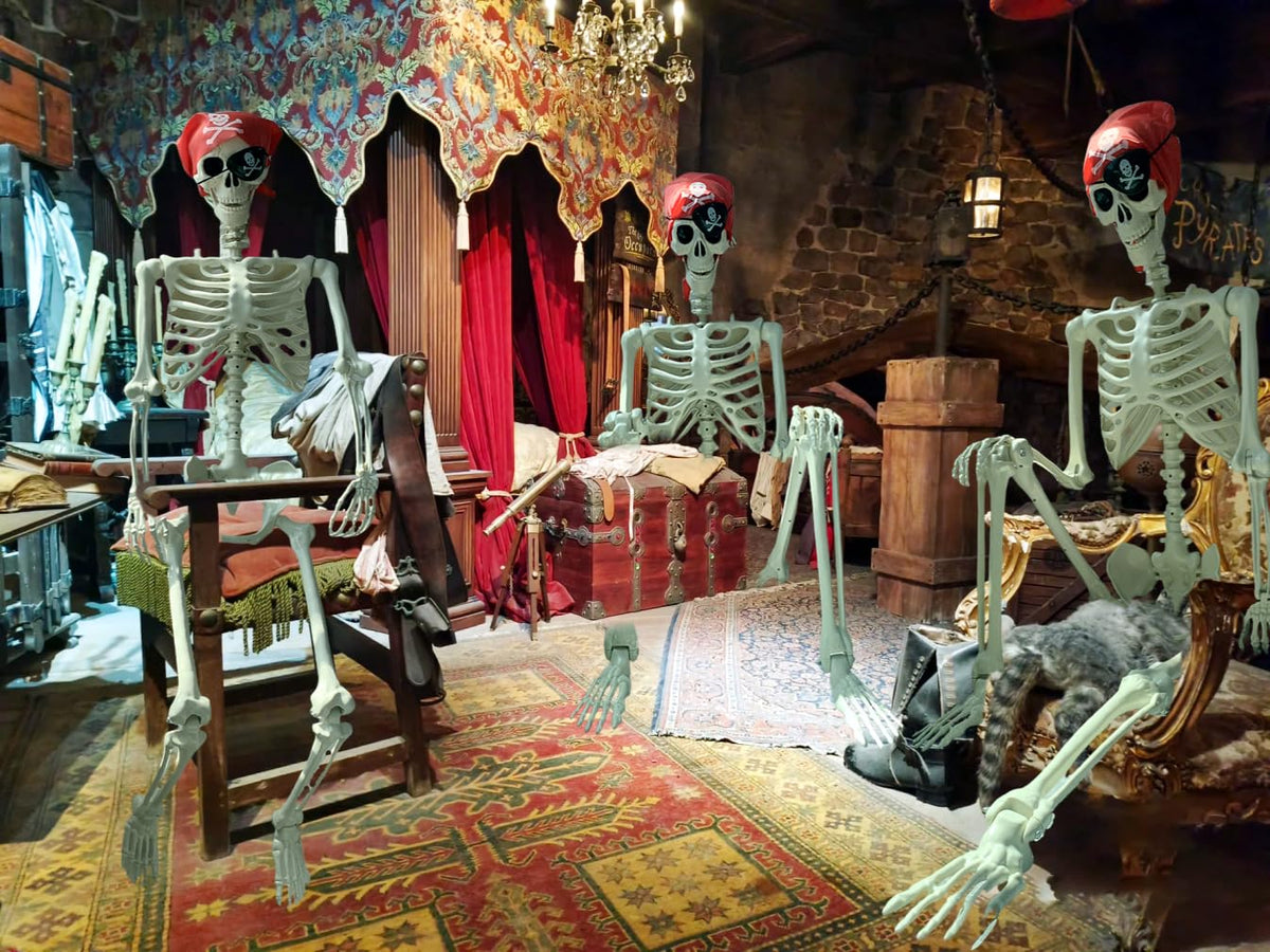 Life Size Posable Skeleton Decoration S76946