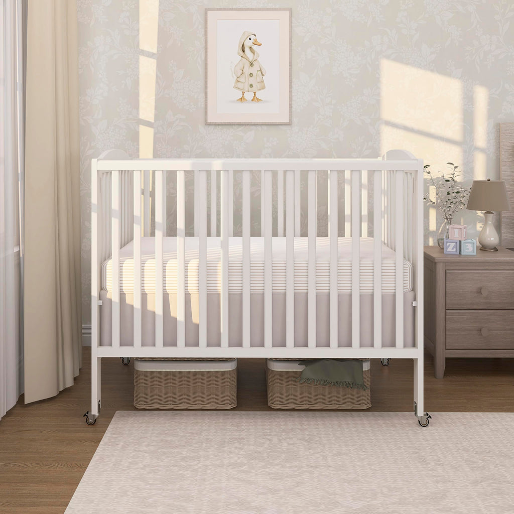 Full Size 2-in-1 Folding Baby Crib White Y612