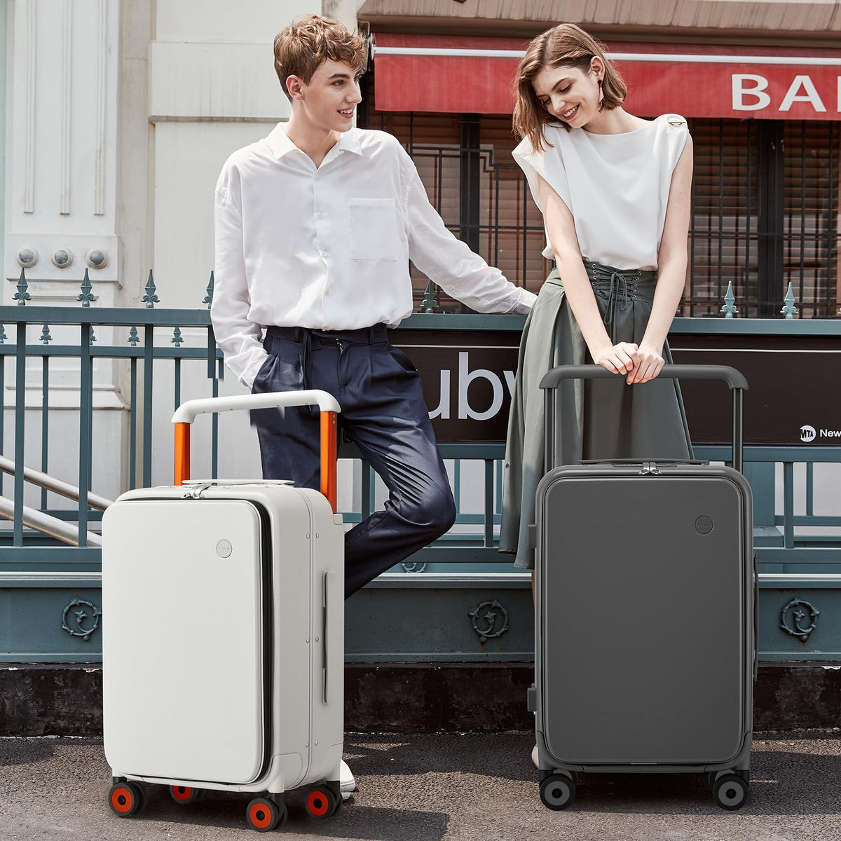 20 Inch Carry On Luggage Aluminum Frame Spinner Wheels C930757